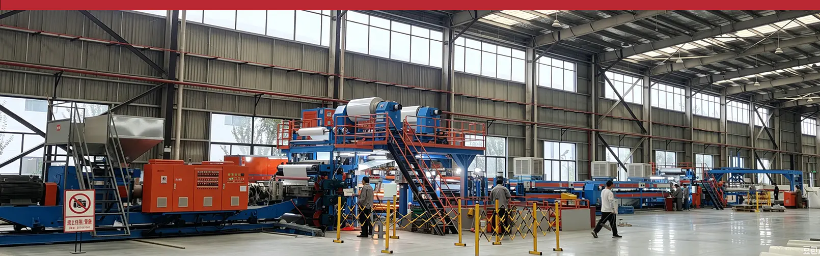 Extrusionstyp Zero Water Absorb A2 nicht brennbares Metall (Aluminium）Verbundplatten-Produktionslinie